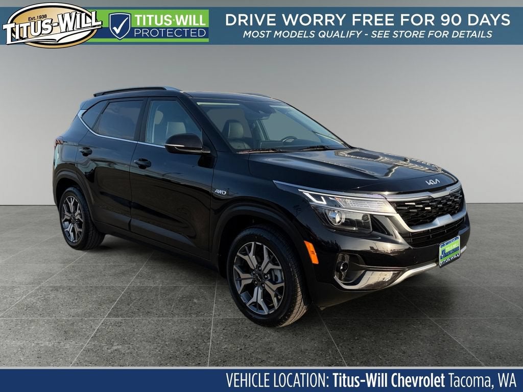 Black 2022 Kia Seltos SUV / Crossover All-Wheel Drive Continuously Variable Transmission