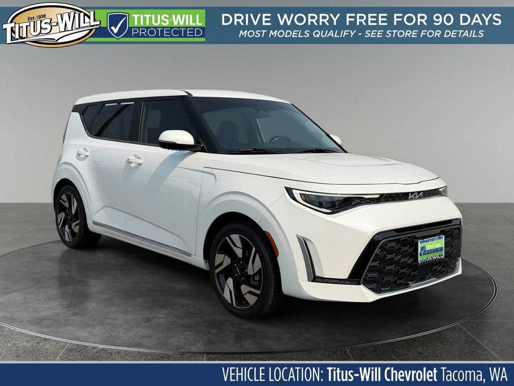 White 2023 Kia Soul SUV / Crossover Front-Wheel Drive Continuously Variable Transmission