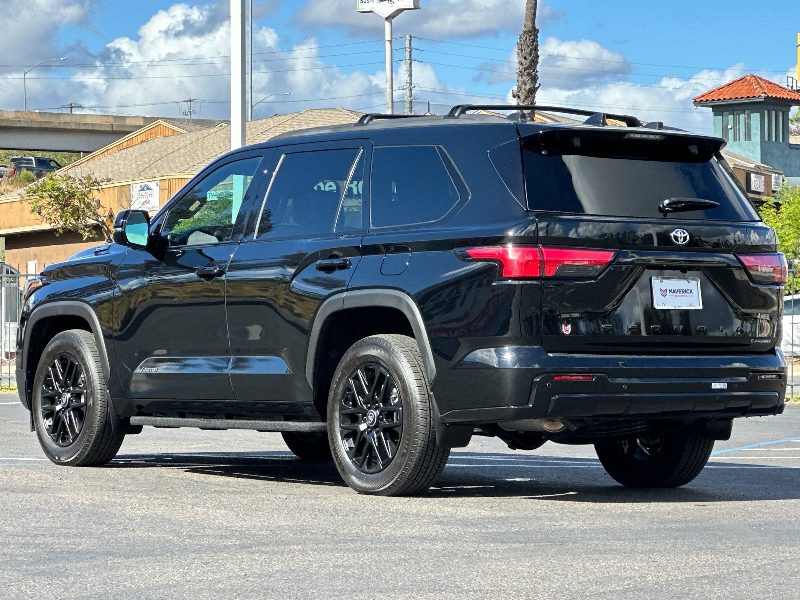View vehicle photo 3