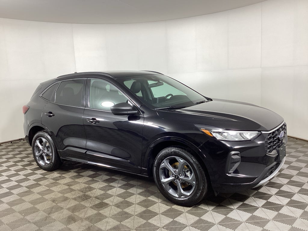 Agate Black Metallic 2023 Ford Escape SUV / Crossover All-Wheel Drive 8-Speed Automatic