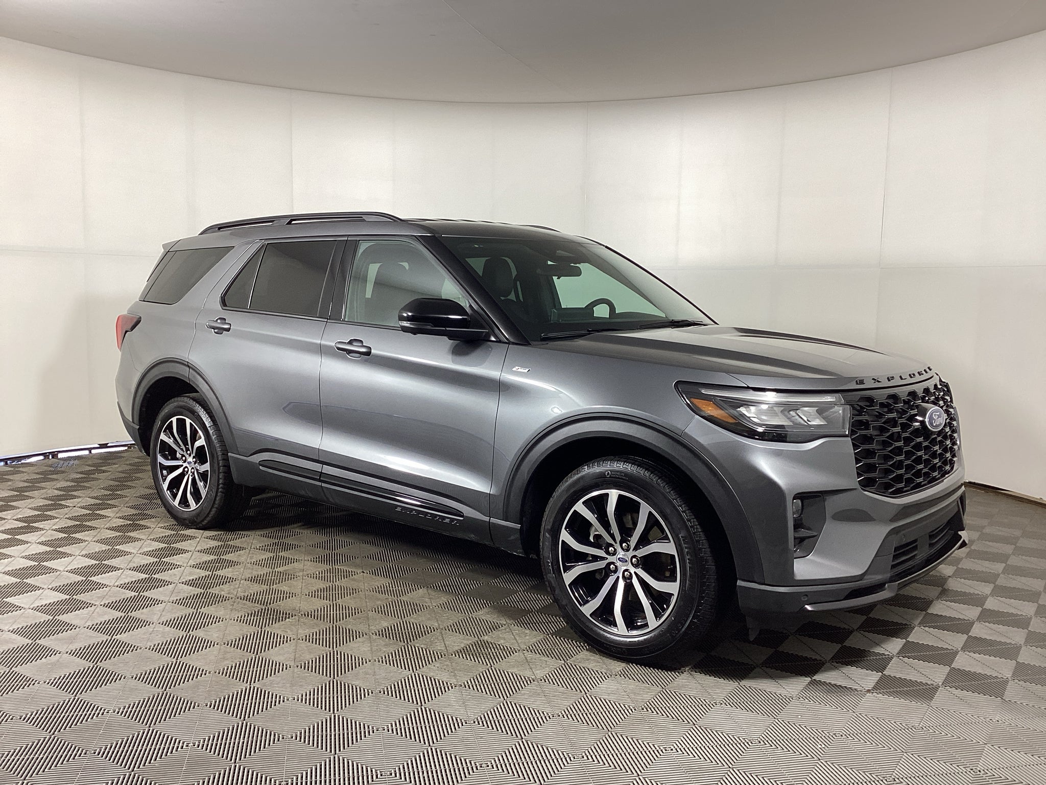 2026 Ford Explorer ST-Line AWD
