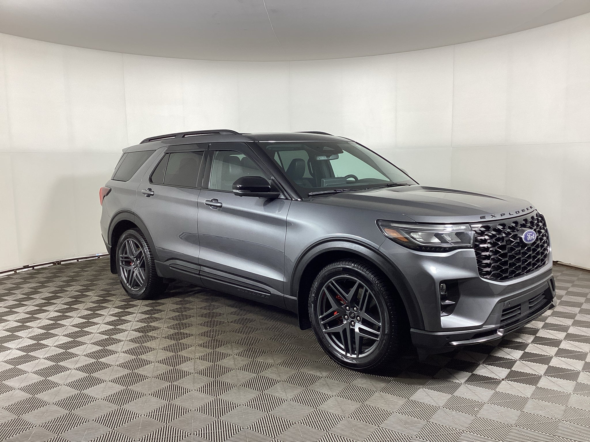 Carbonized Gray Metallic 2025 Ford Explorer SUV / Crossover All-Wheel Drive Automatic