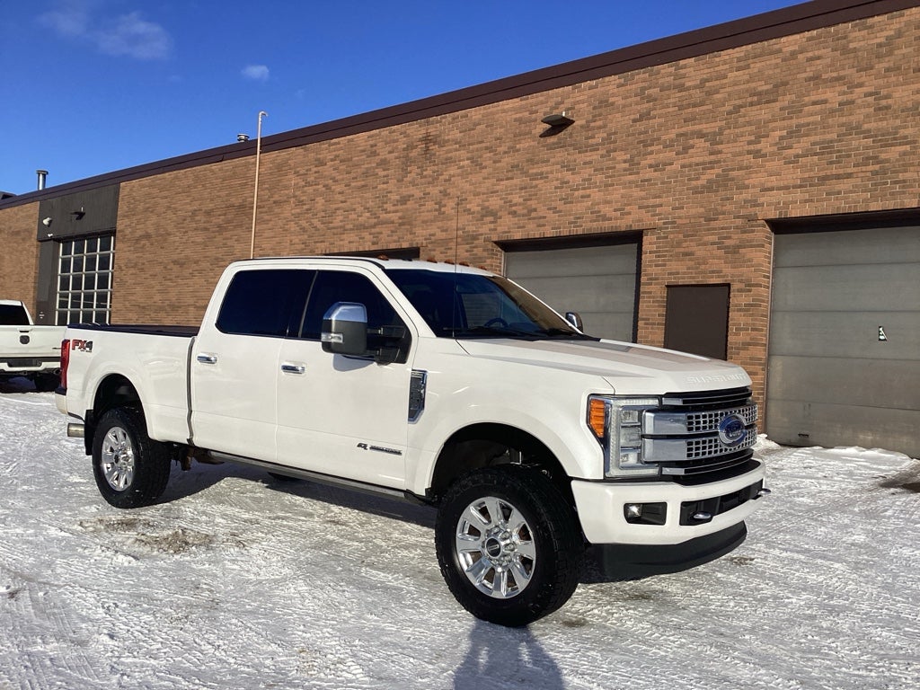 2017 Ford F-250 Super Duty Platinum Crew Cab 4WD