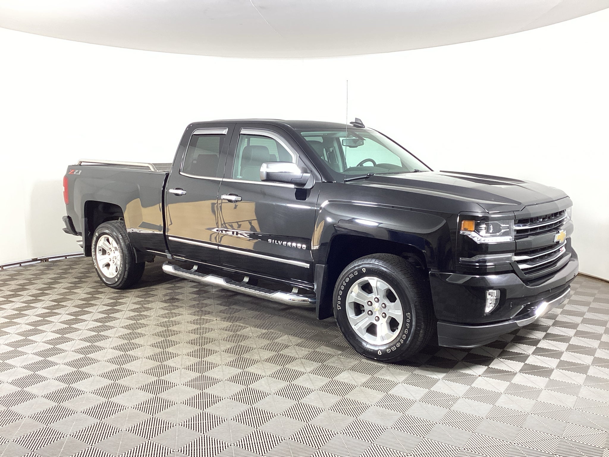 Black 2018 Chevrolet Silverado 1500 Pickup Truck Four-Wheel Drive 6-Speed Automatic