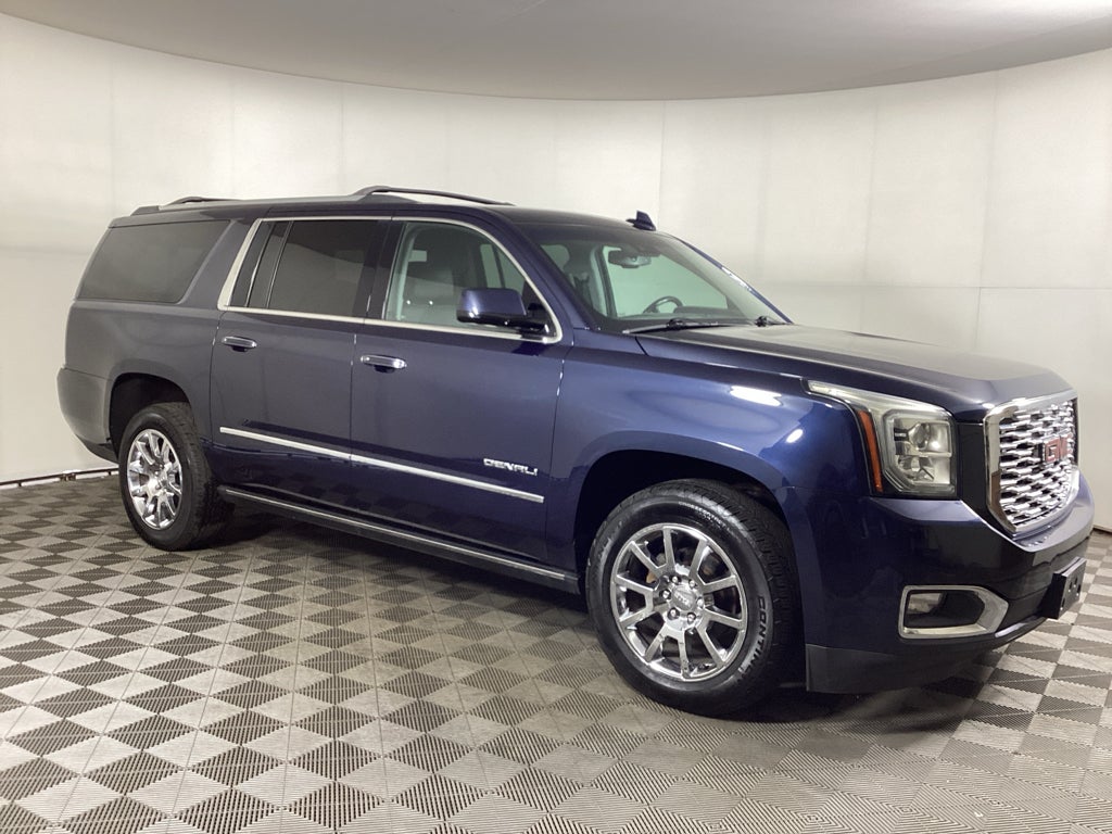  2018 GMC Yukon XL Denali 4WD   