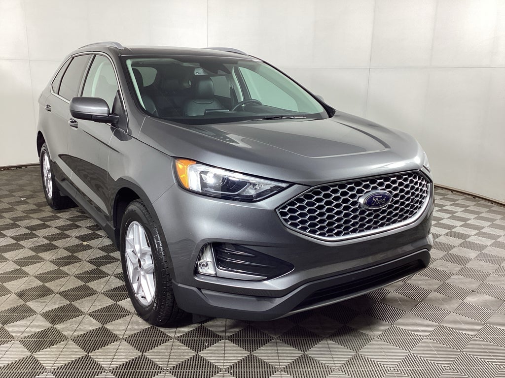 Carbonized Gray Metallic 2023 Ford Edge SEL AWD SUV / Crossover All-Wheel Drive 8-Speed Automatic