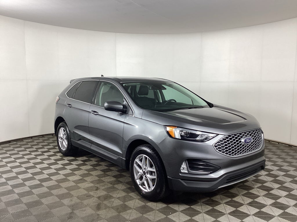 Carbonized Gray Metallic 2023 Ford Edge SEL AWD SUV / Crossover All-Wheel Drive 8-Speed Automatic
