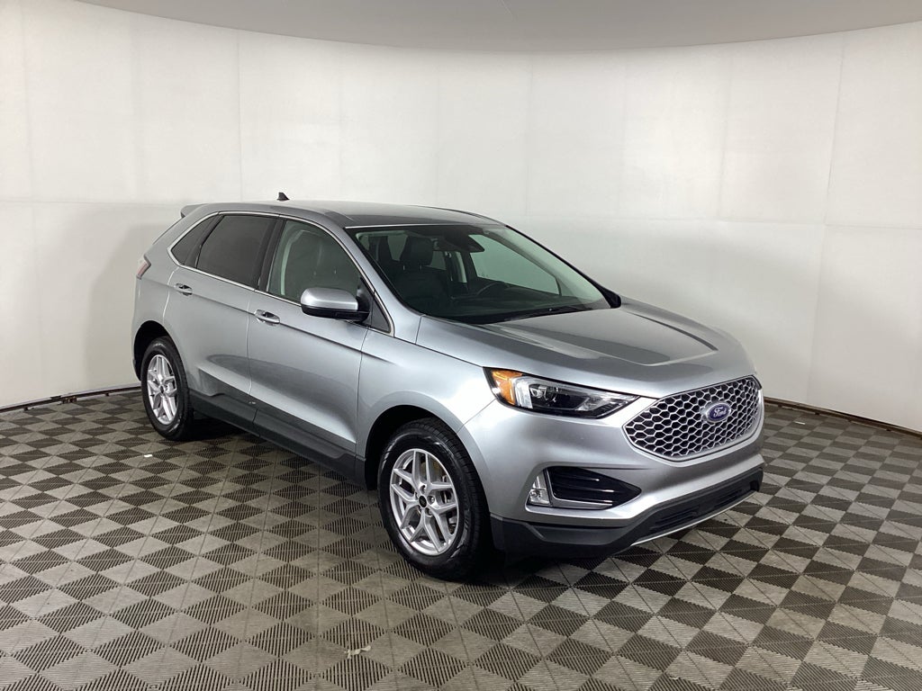 Iconic Silver Metallic 2024 Ford Edge SUV / Crossover All-Wheel Drive 8-Speed Automatic
