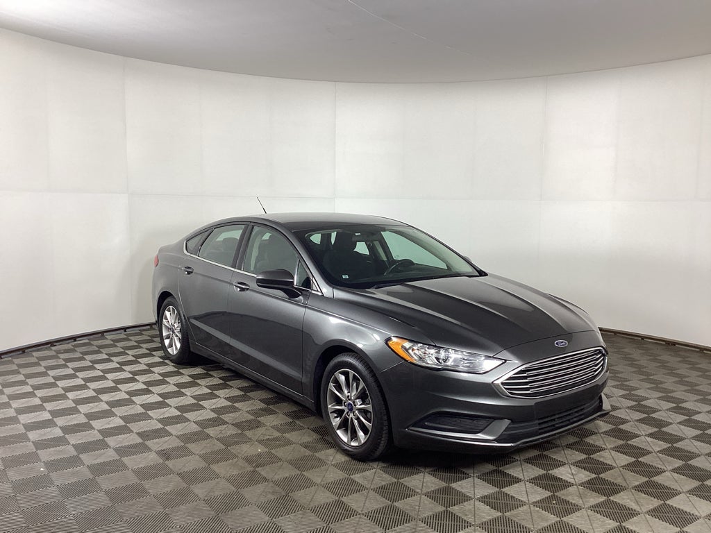 Gray (Magnetic) 2017 Ford Fusion Sedan Front-Wheel Drive 6-Speed Automatic