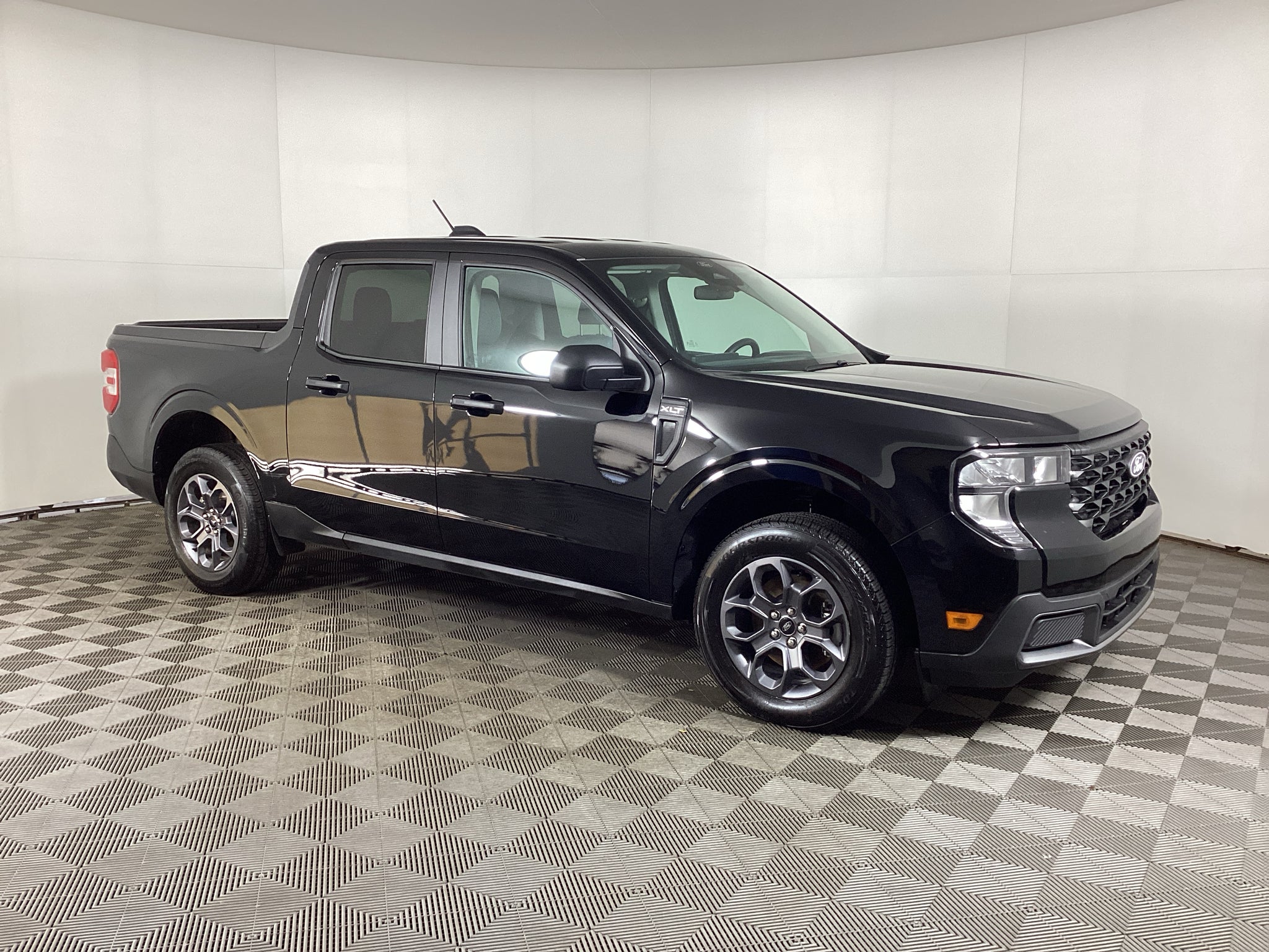  2026 Ford Maverick XLT SuperCrew AWD   
