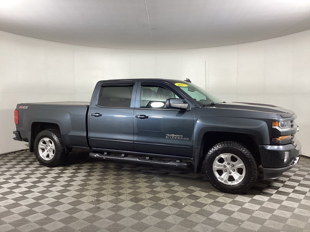Gray (Graphite Metallic) 2017 Chevrolet Silverado 1500 Pickup Truck Four-Wheel Drive 6-Speed Automatic