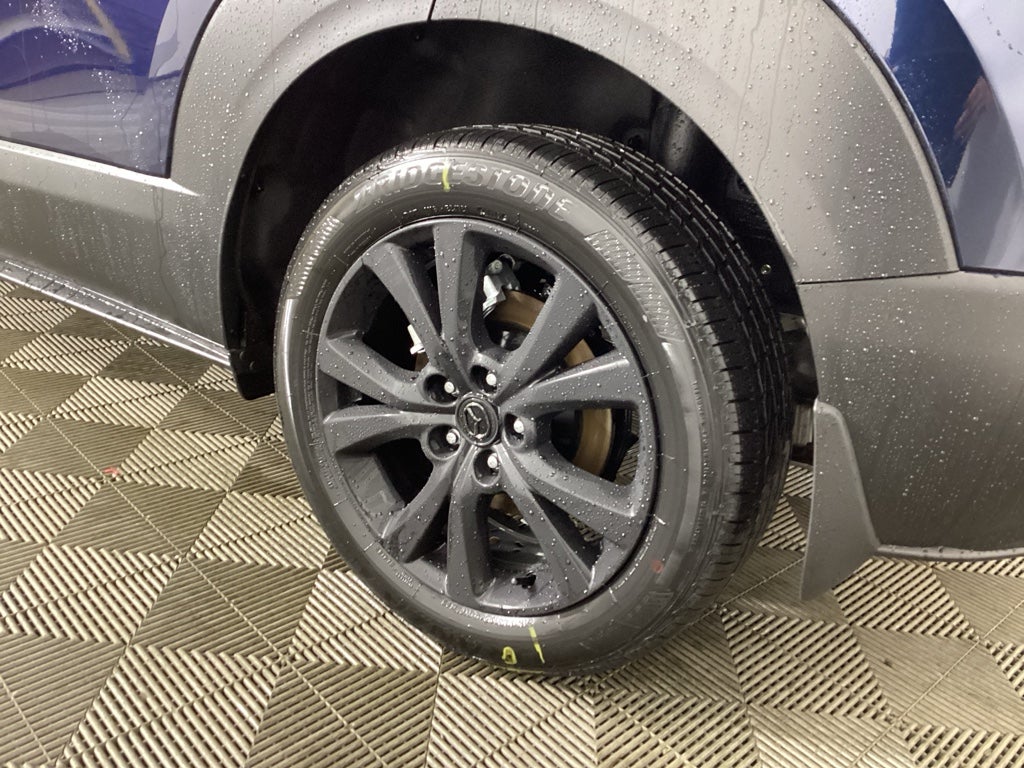 View vehicle photo 7