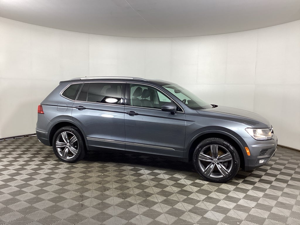 Platinum Gray Metallic 2021 Volkswagen Tiguan SEL 4Motion SUV / Crossover All-Wheel Drive 8-Speed Automatic