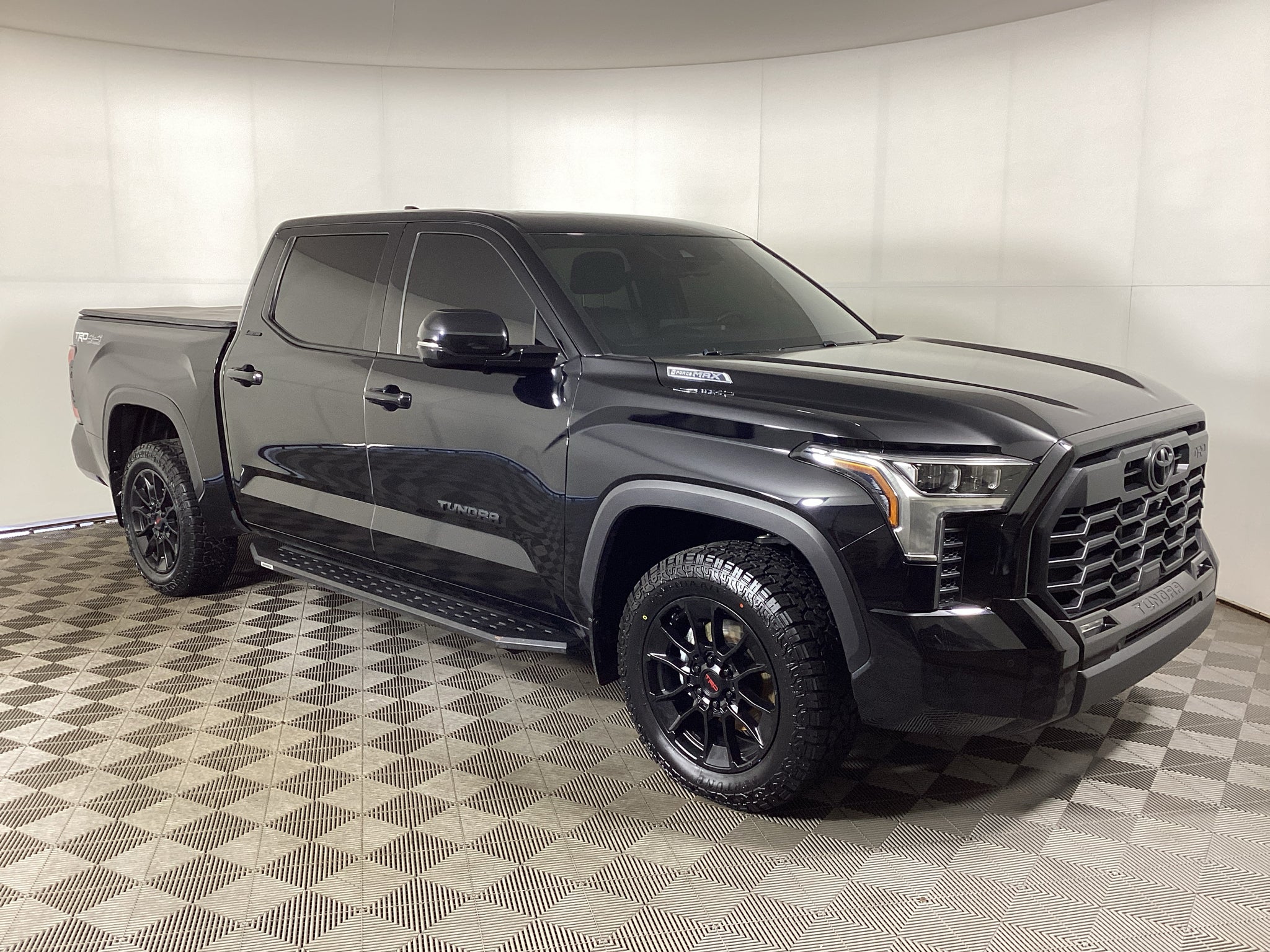  2025 Toyota Tundra Hybrid Limited HV CrewMax Cab 4WD   