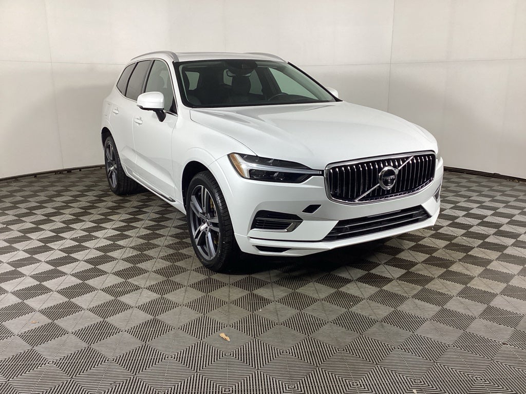 2021 Volvo XC60 Hybrid Plug-in Recharge Inscription Expression eAWD