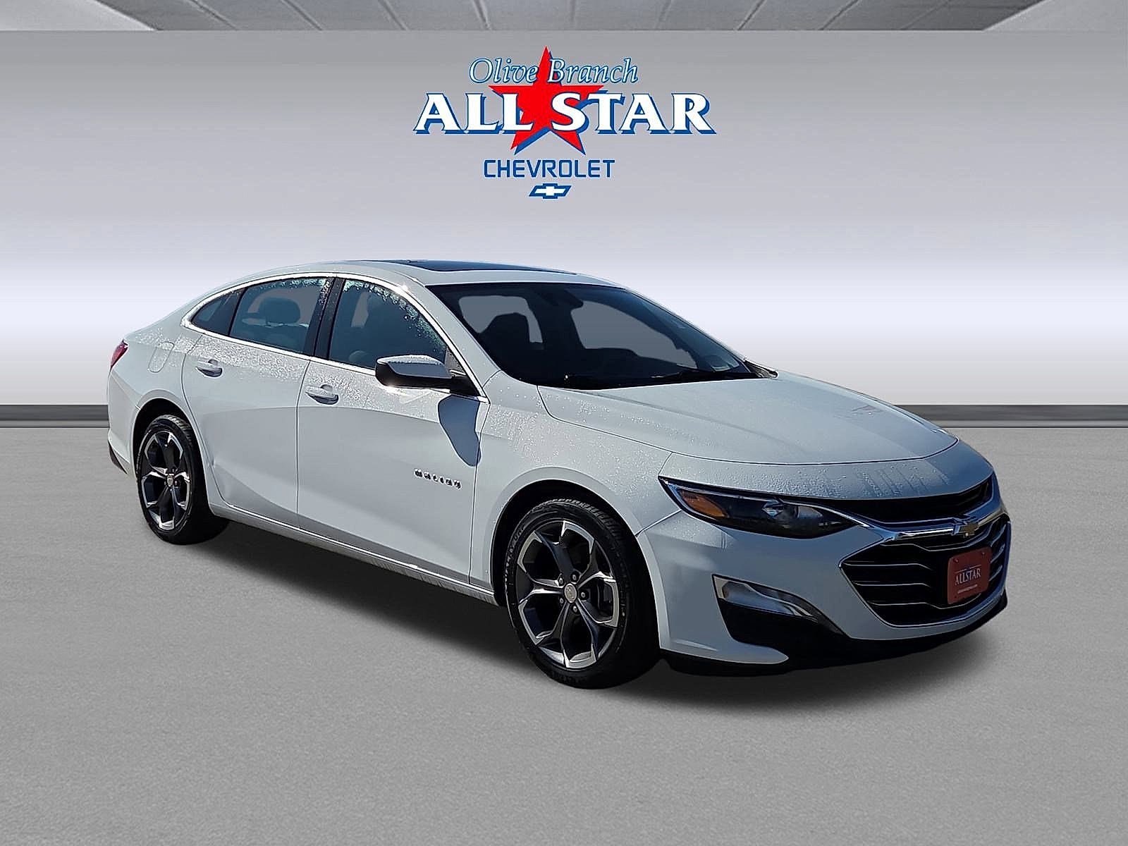 Summit White 2024 Chevrolet Malibu Sedan Front-Wheel Drive Automatic