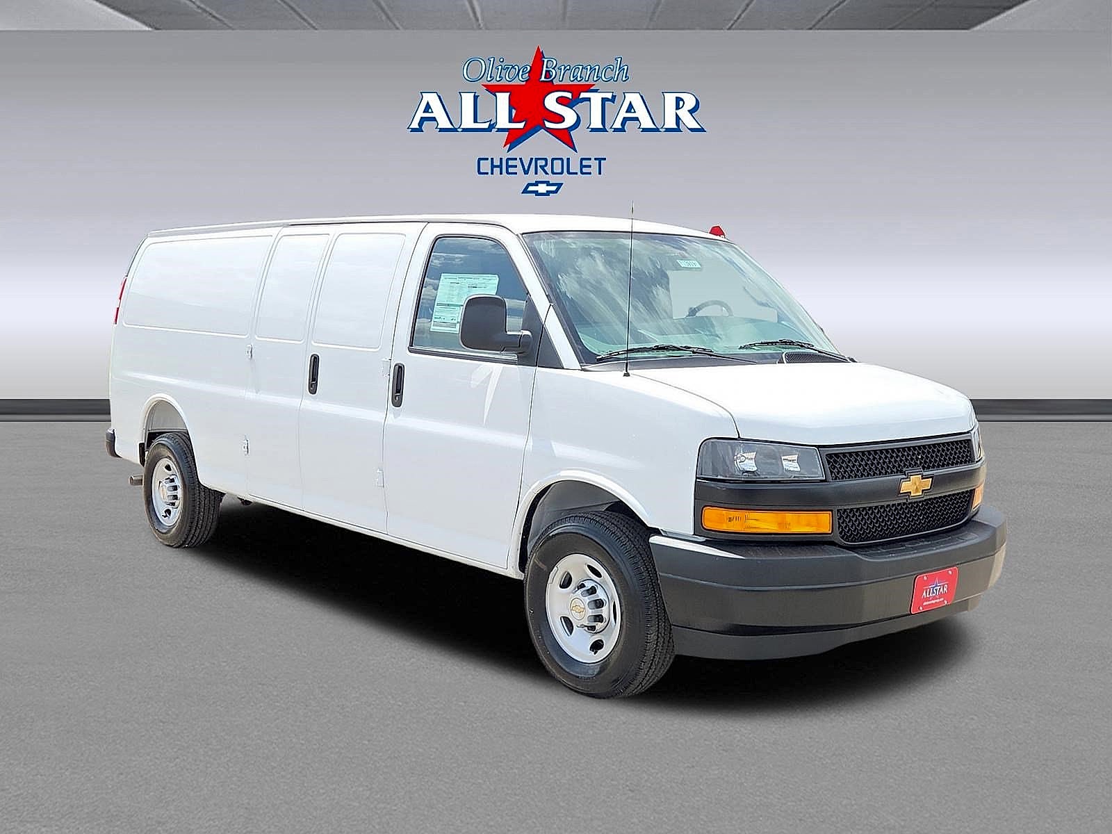 Summit White 2026 Chevrolet Express Cargo Van Rear-Wheel Drive Automatic