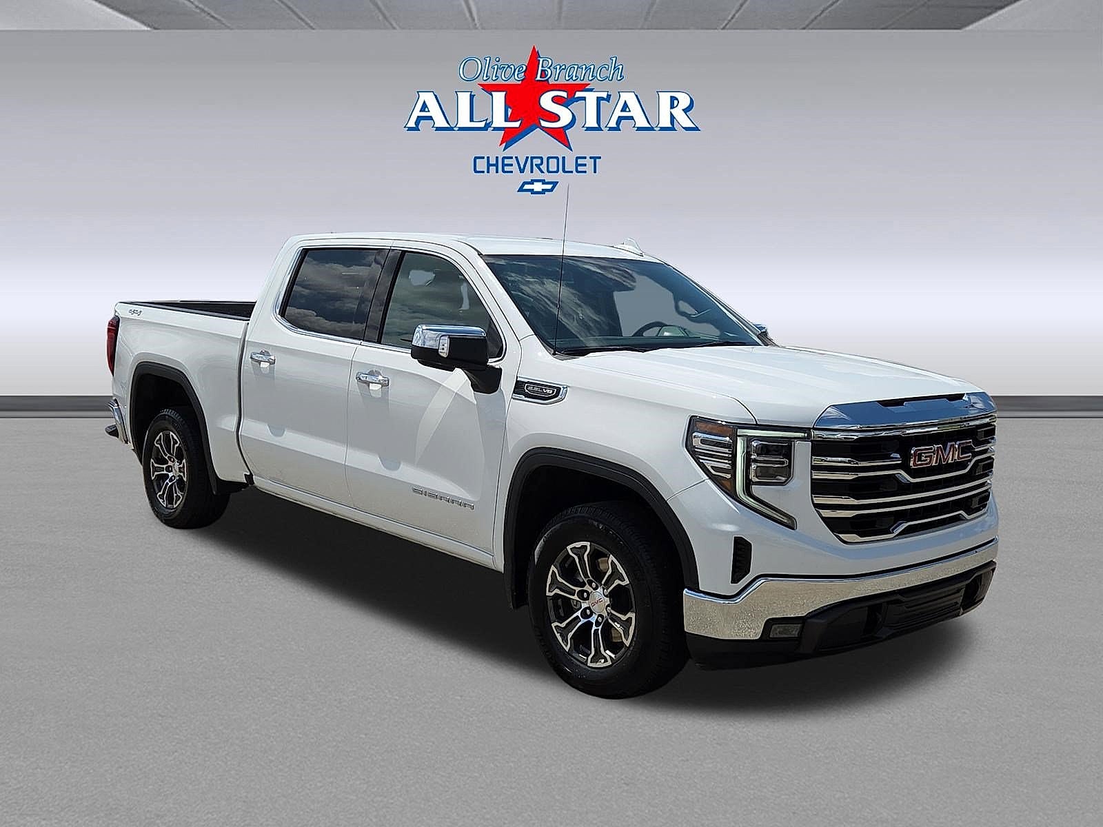 Summit White 2025 GMC Sierra 1500 Pickup Truck Four-Wheel Drive Automatic