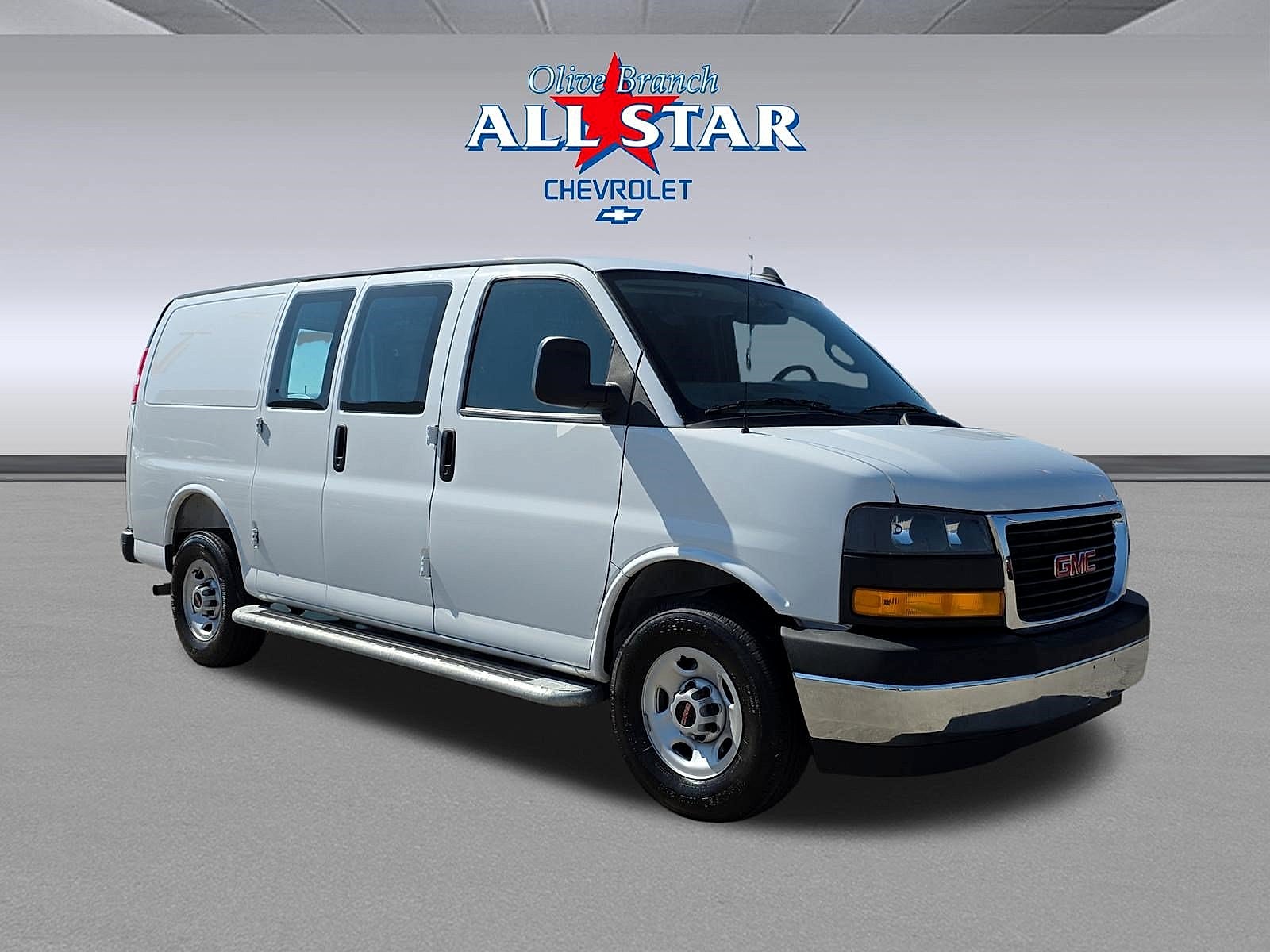  2025 GMC Savana Cargo 2500 RWD   