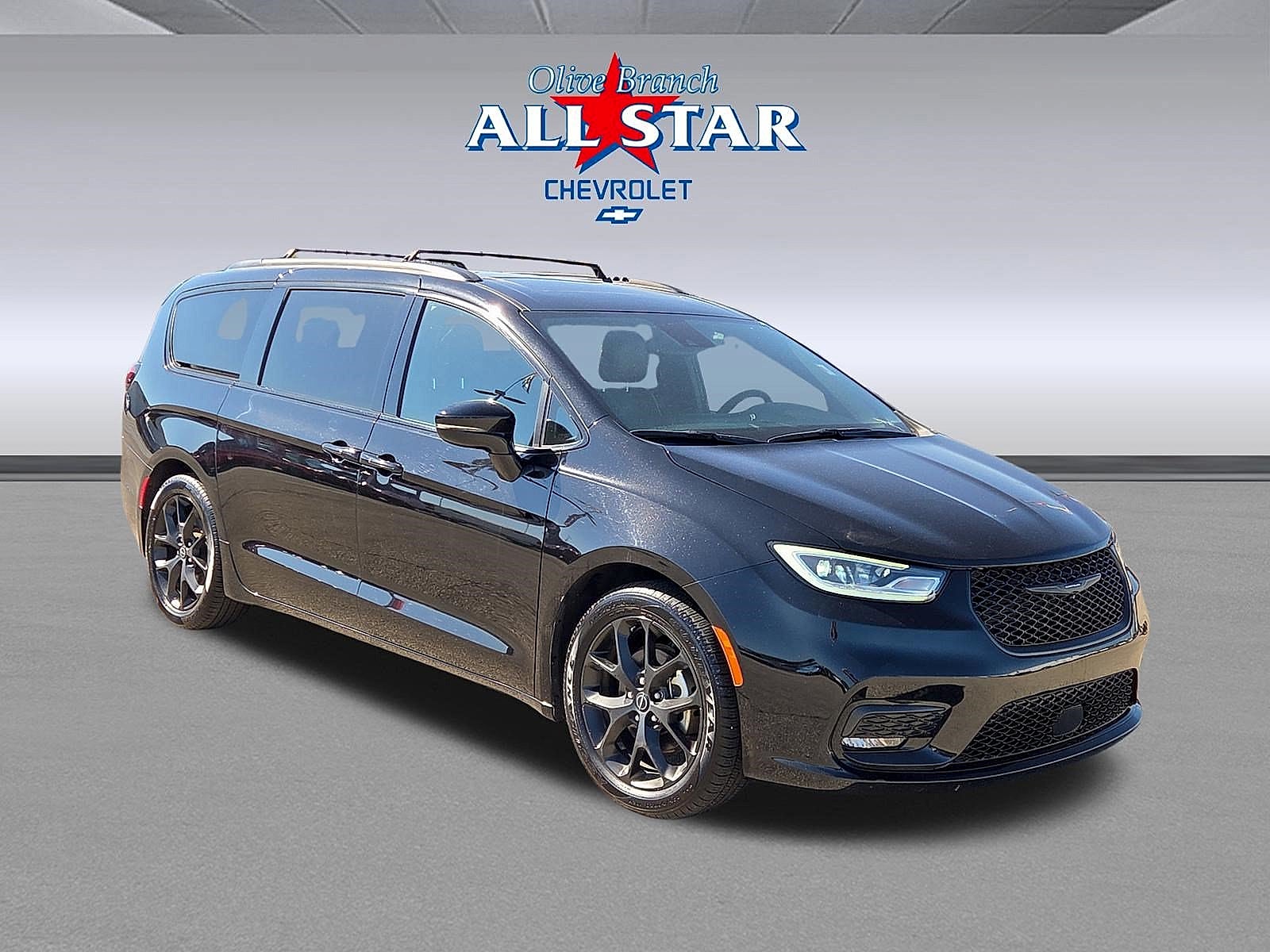Diamond Black Crys 2025 Chrysler Pacifica Minivan Front-Wheel Drive Automatic