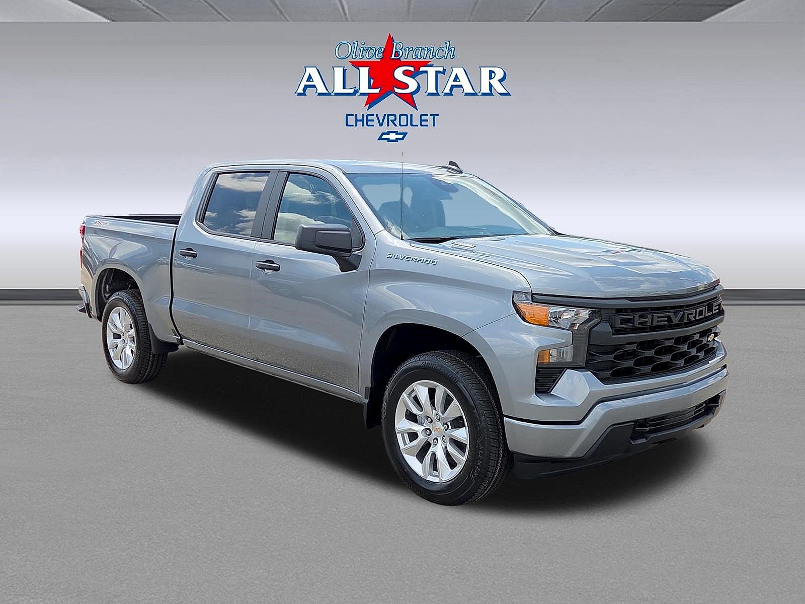 Sterling Gray Metallic 2026 Chevrolet Silverado 1500 Pickup Truck Four-Wheel Drive Automatic