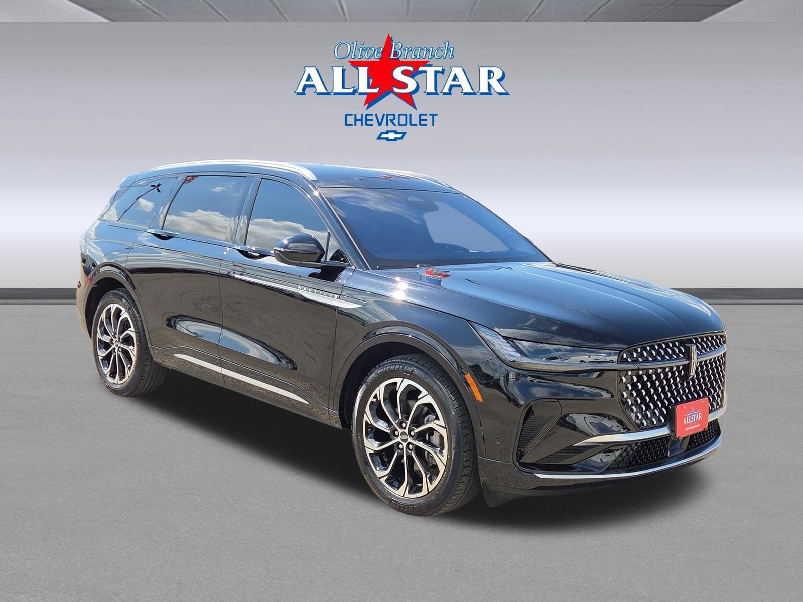 Infinite Black Metallic Clearcoat 2024 Lincoln Nautilus SUV / Crossover All-Wheel Drive Automatic