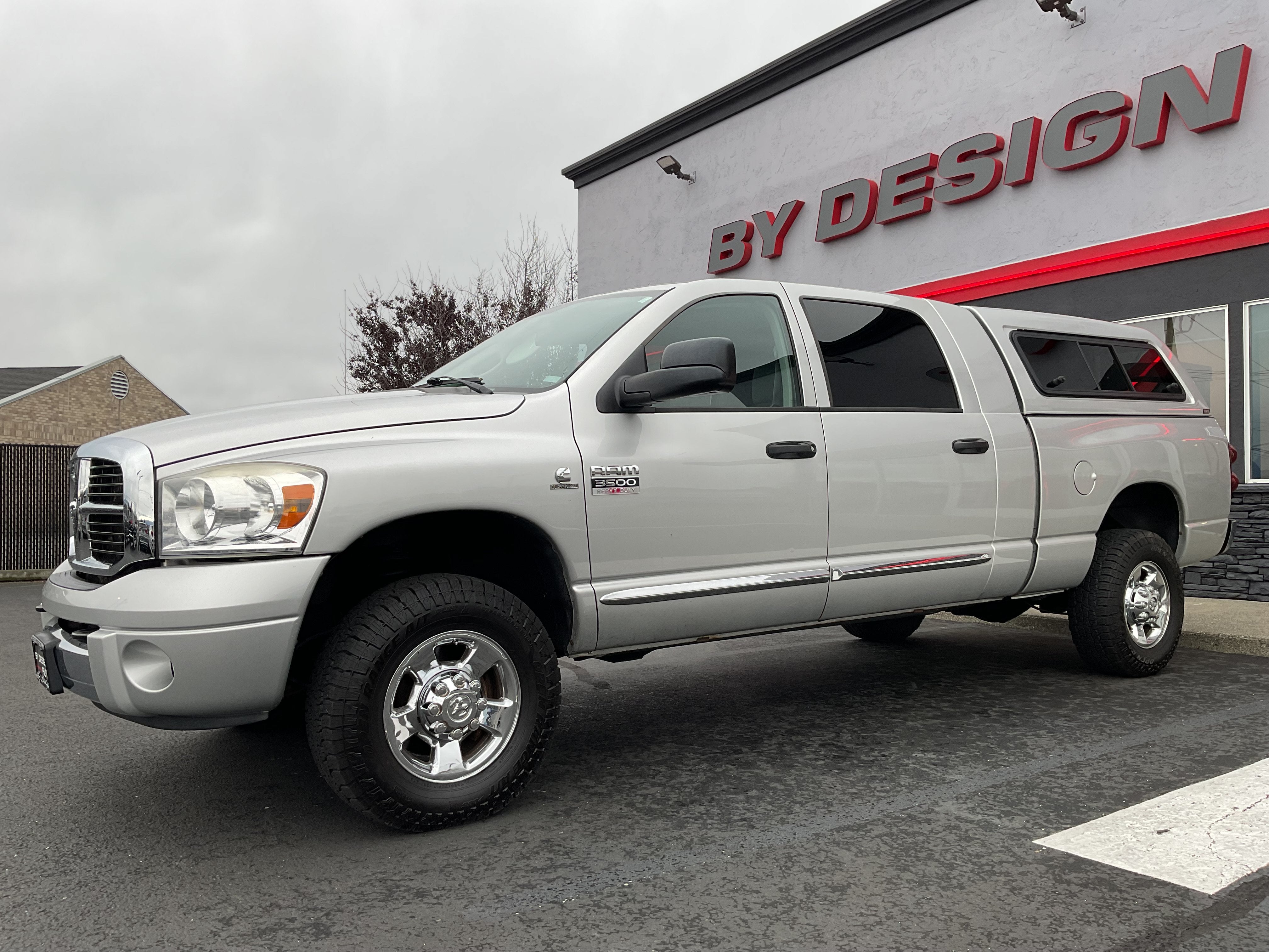  2007 Dodge RAM 3500 Laramie Mega Cab 4WD   