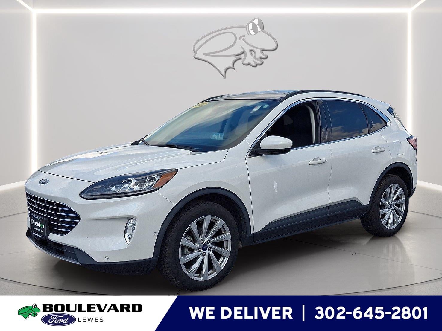 Star White Metallic Tri-Coat 2022 Ford Escape SUV / Crossover All-Wheel Drive 8-Speed Automatic