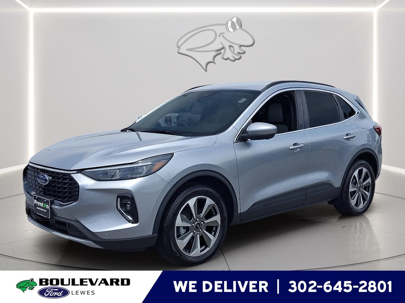  2023 Ford Escape Hybrid Platinum AWD   