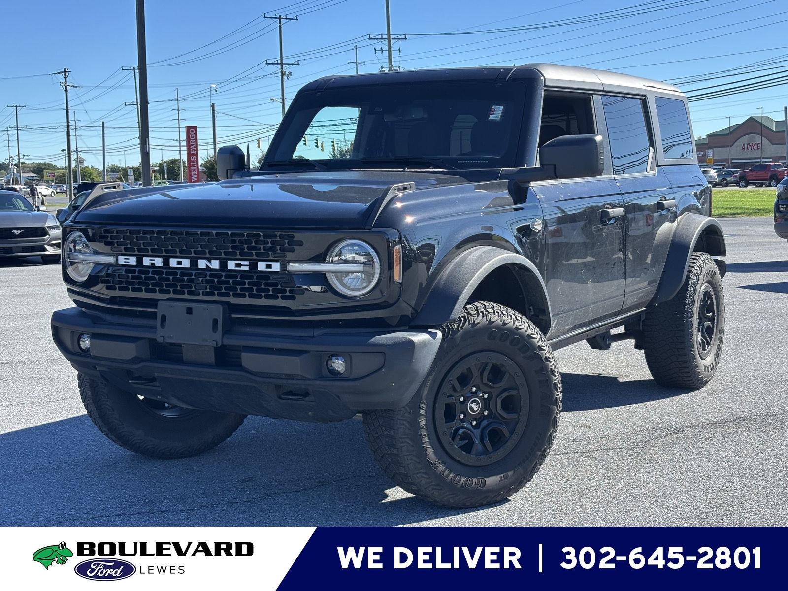 Shadow Black 2022 Ford Bronco SUV / Crossover Four-Wheel Drive Automatic