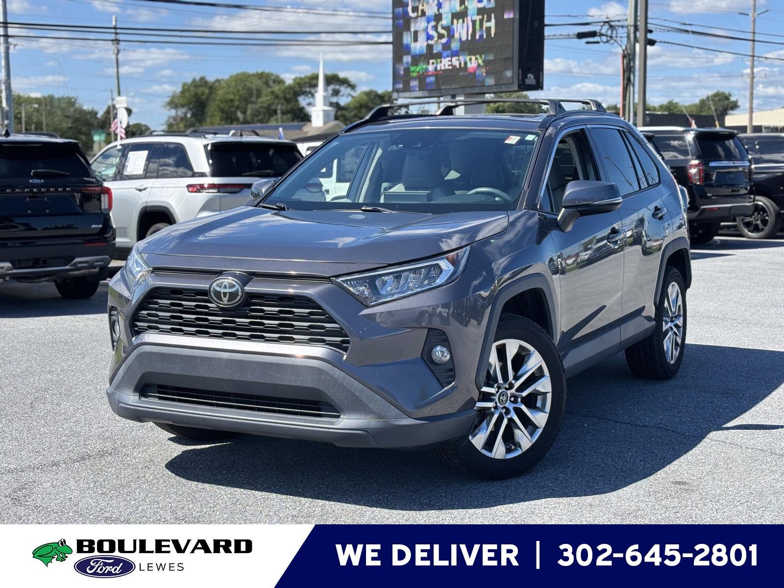 2020 Toyota RAV4 Gris (Magnetic Gray Metallic) SUV/Crossover Tracción delantera Automática