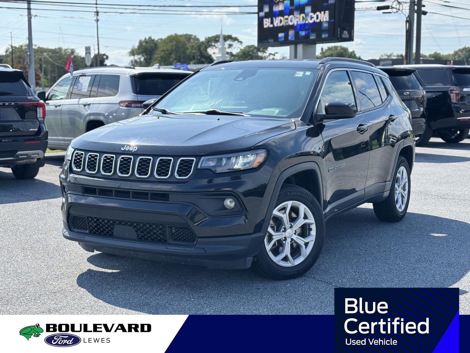 Diamond Black Crystal Pearlcoat 2024 Jeep Compass SUV / Crossover Four-Wheel Drive 8-Speed Automatic