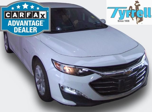 Summit White 2024 Chevrolet Malibu Sedan Front-Wheel Drive Continuously Variable Transmission