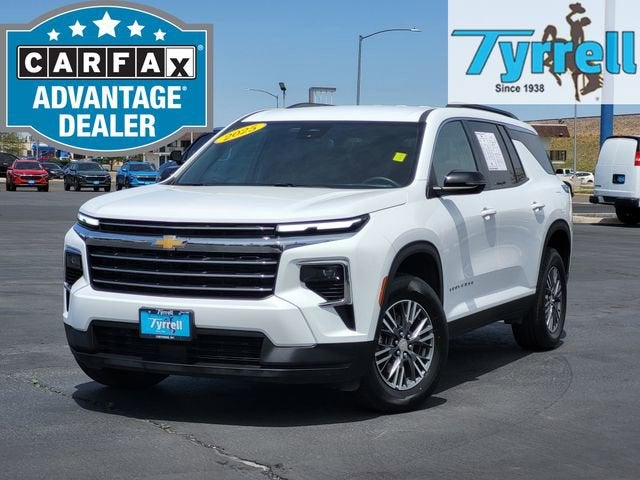 Summit White 2025 Chevrolet Traverse LT AWD SUV / Crossover Four-Wheel Drive Automatic