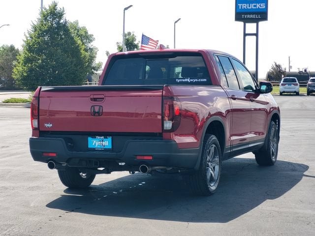 View vehicle photo 6