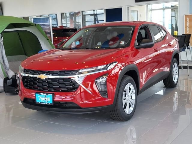Apex Red 2026 Chevrolet Trax SUV / Crossover Front-Wheel Drive Automatic