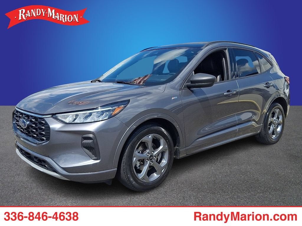  2023 Ford Escape ST-Line FWD   