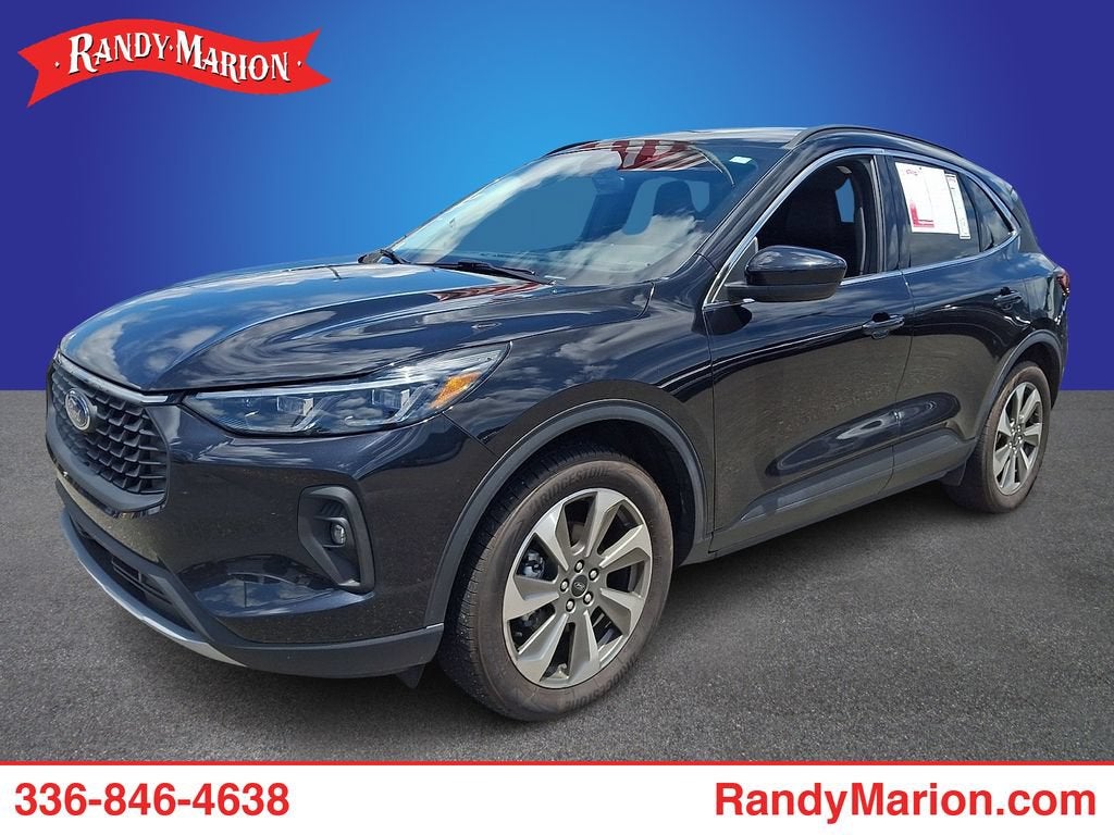  2025 Ford Escape Hybrid Platinum AWD   