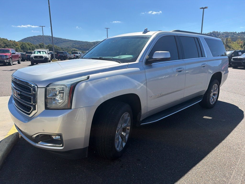  2019 GMC Yukon XL SLT 4WD   