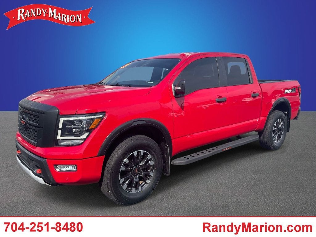  2021 Nissan Titan PRO-4X Crew Cab 4WD   