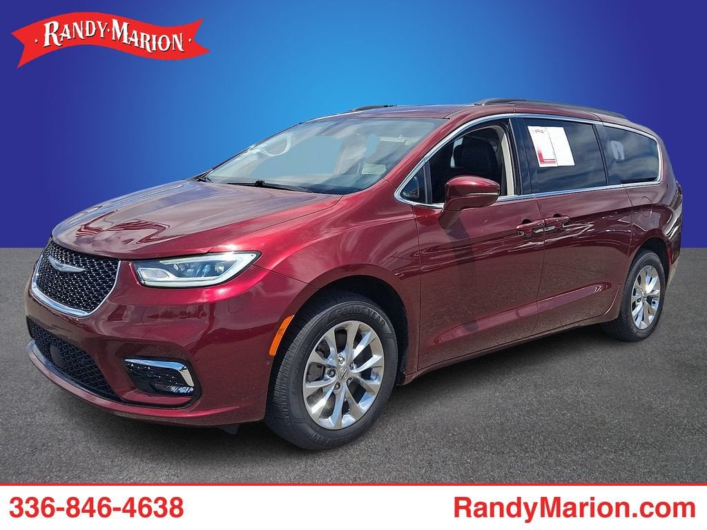Velvet Red Pear 2022 Chrysler Pacifica Minivan All-Wheel Drive Automatic