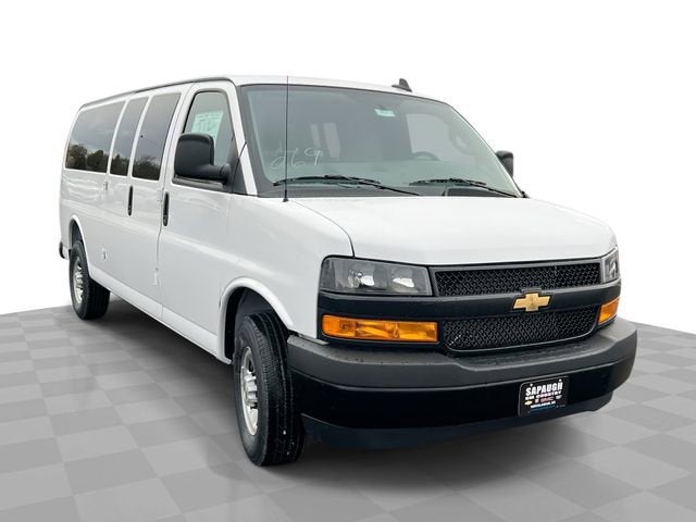2026 Chevrolet Express 3500 LS Extended RWD