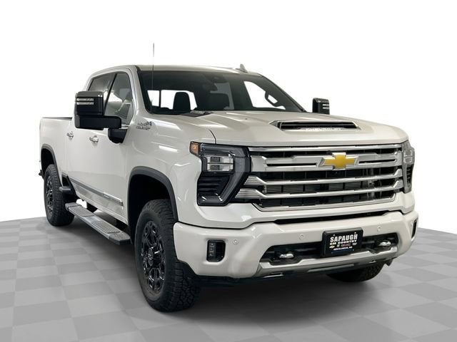 White (Iridescent Pearl Tricoat) 2025 Chevrolet Silverado 2500HD High Country Crew Cab 4WD Pickup Truck Four-Wheel Drive Automatic