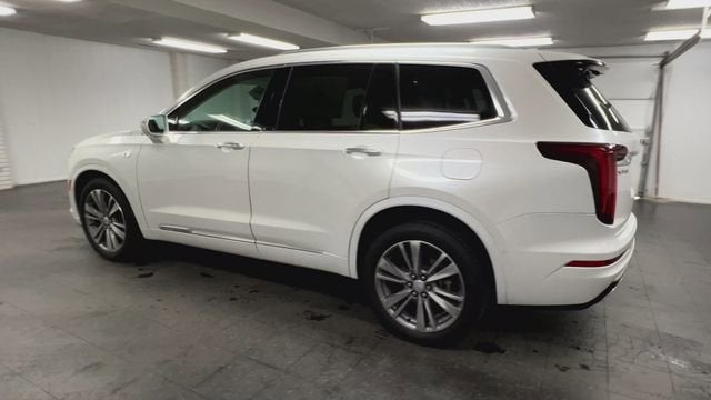 View vehicle photo 6