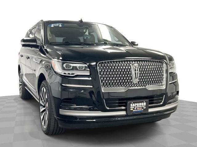 Black 2023 Lincoln Navigator SUV / Crossover Four-Wheel Drive Automatic