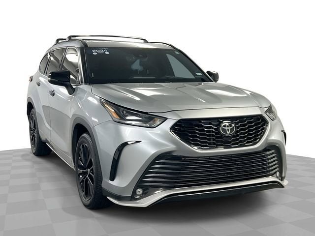 2024 Toyota Highlander LE AWD