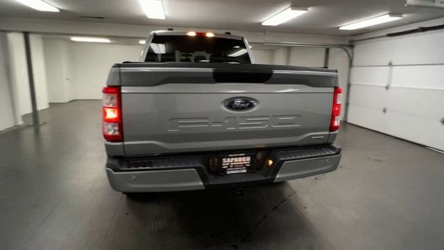 View vehicle photo 7