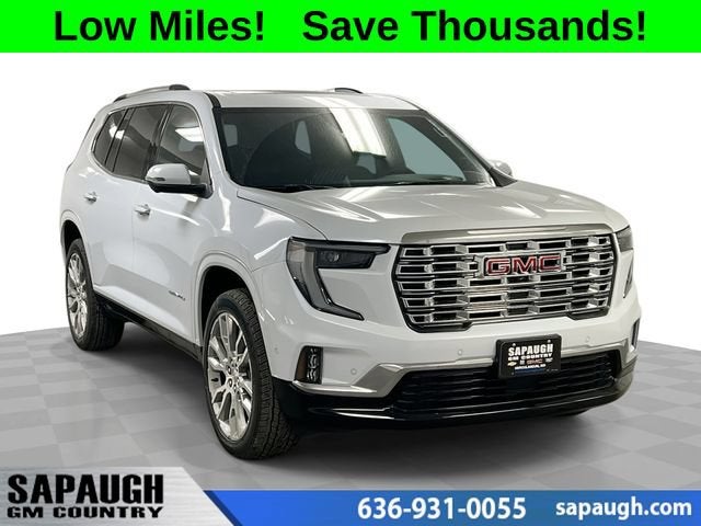 Glacier White Tricoat 2026 GMC Acadia SUV / Crossover Four-Wheel Drive Automatic