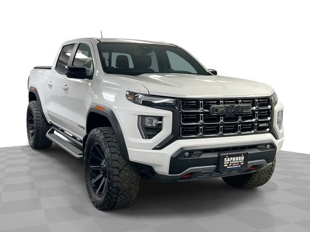 2025 GMC Canyon AT4 Crew Cab 4WD
