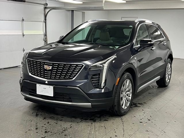 2023 Cadillac XT4 Premium Luxury AWD